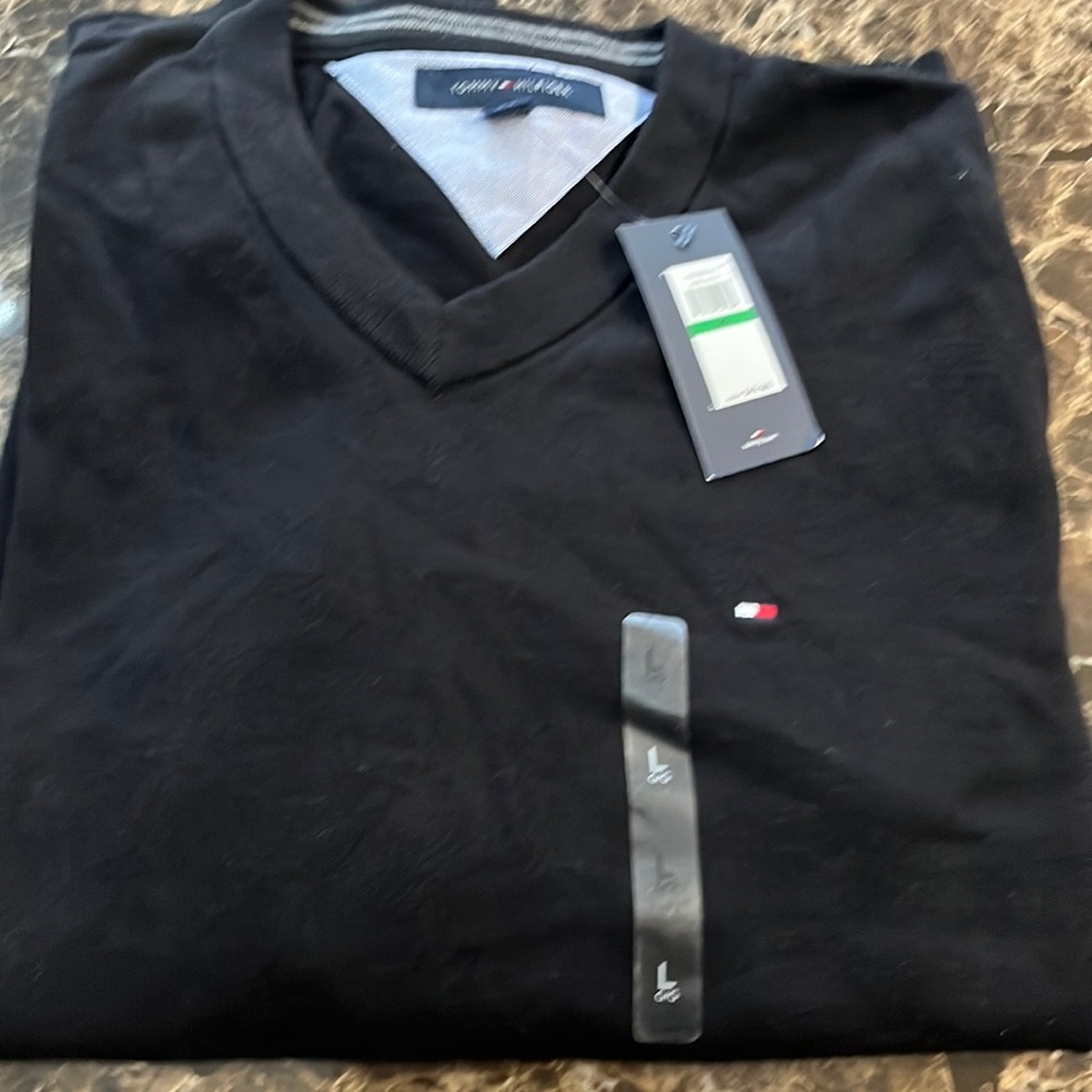Hilfiger black v neck